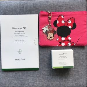 Innisfree pouch+hydrating trio and gift bundle